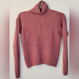C.H. Classics Women's Turtleneck Sweater 100% Silk Size S